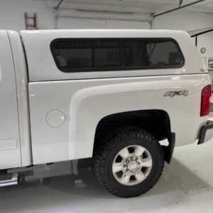 Truck cap for a 2008 Chevy Silverado 2500 HD with a 6.6' bed. Color: Summit White
